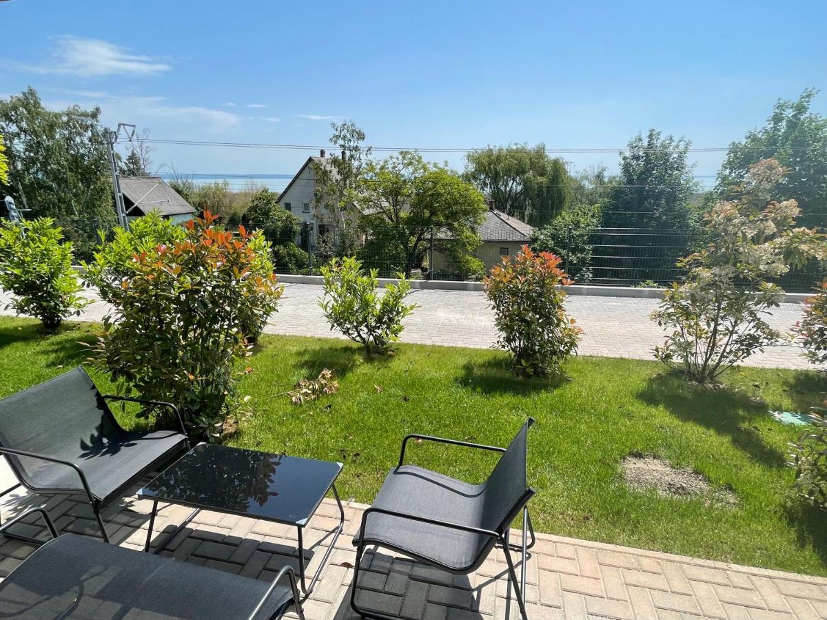 Panorama Superior Apartments - Pool, Garden, Parking Balatonalmadi Exterior photo