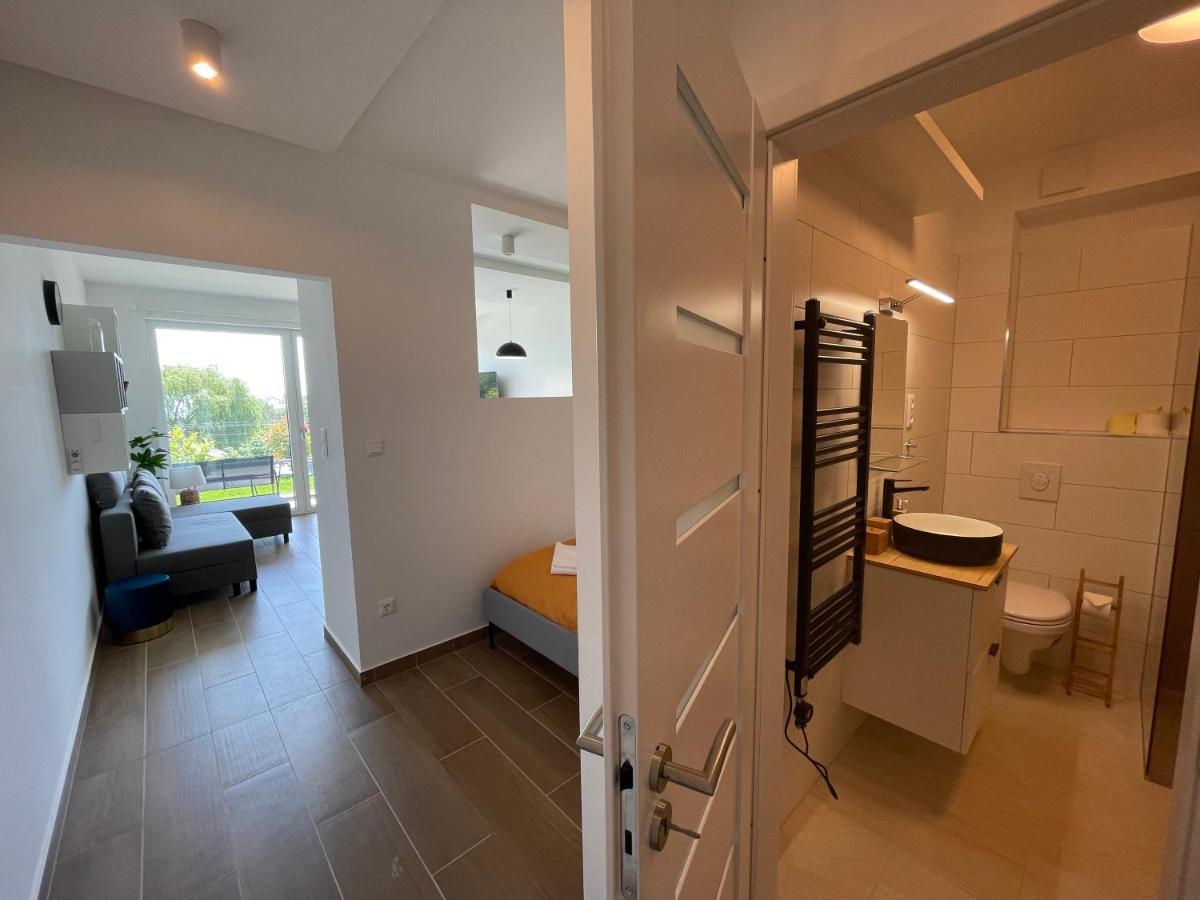 Panorama Superior Apartments - Pool, Garden, Parking Balatonalmadi Exterior photo