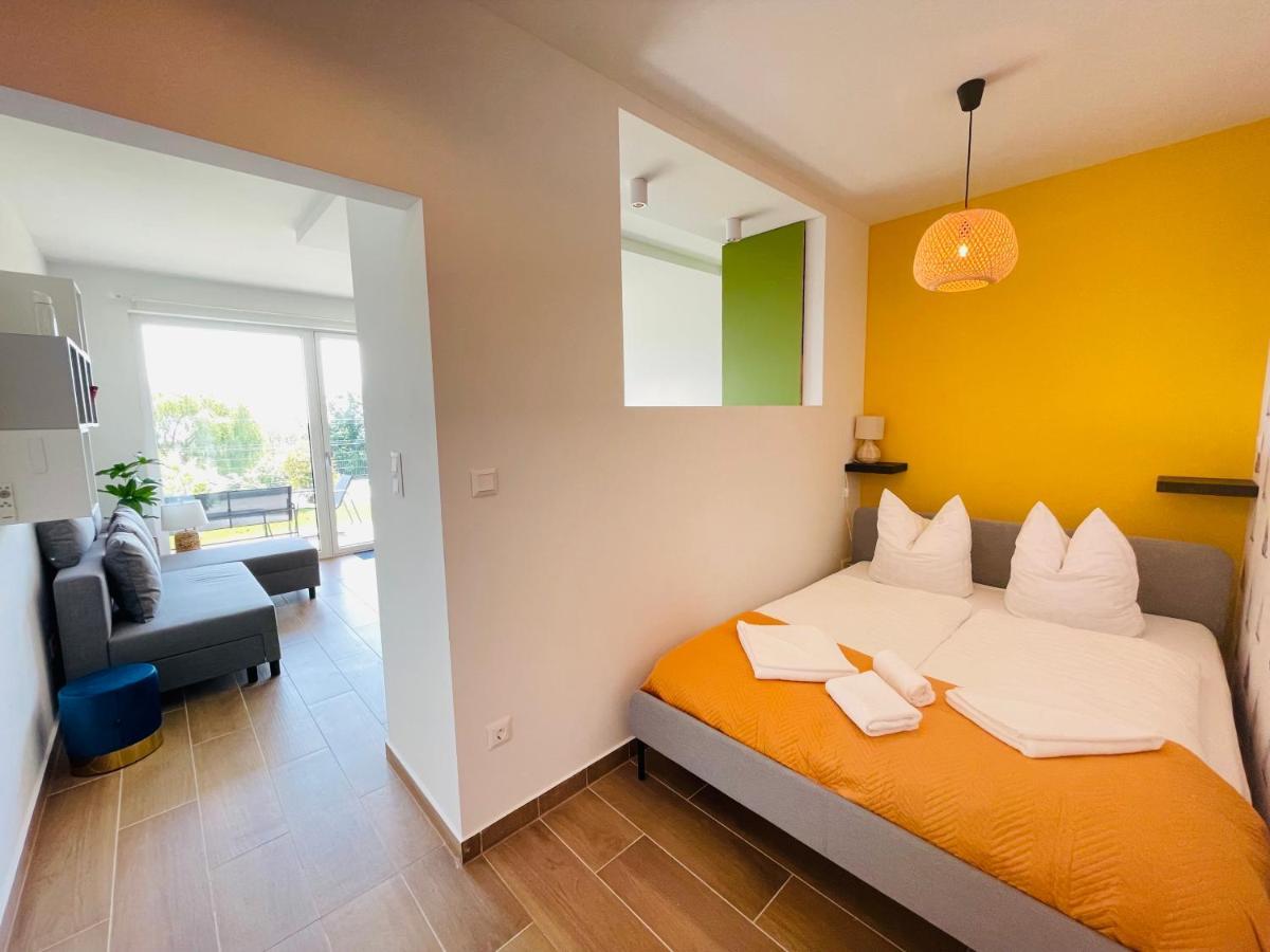 Panorama Superior Apartments - Pool, Garden, Parking Balatonalmadi Exterior photo