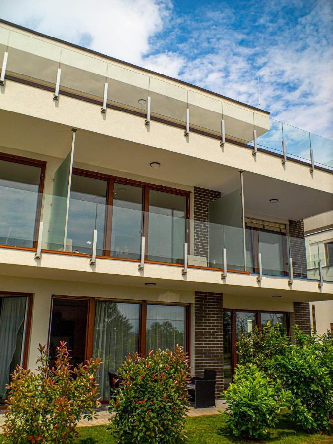 Panorama Superior Apartments - Pool, Garden, Parking Balatonalmadi Exterior photo